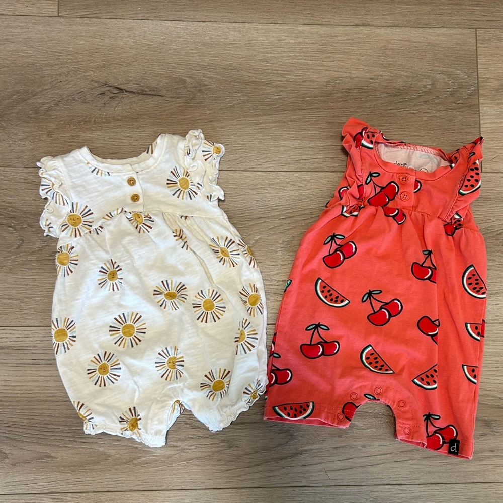 EUC Baby Girl Rompers 3-6 month Bundle of 2 - Deux par Deux & Little Co.